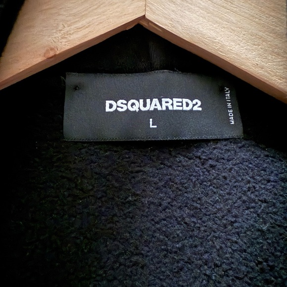 Dsquared2 Black Graphic Sweatshirt - Picture 2 of 5